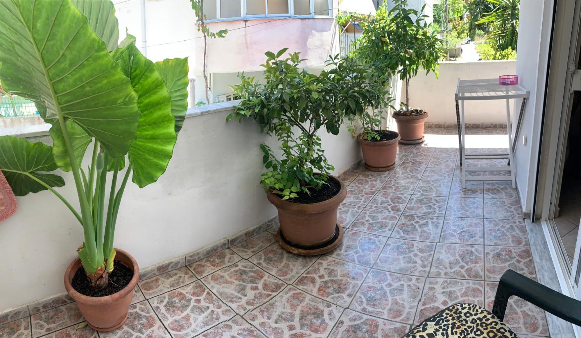 Christina'S House With 2 Bedrooms And Free Parking จีโรคาสเตอร์ ภายนอก รูปภาพ