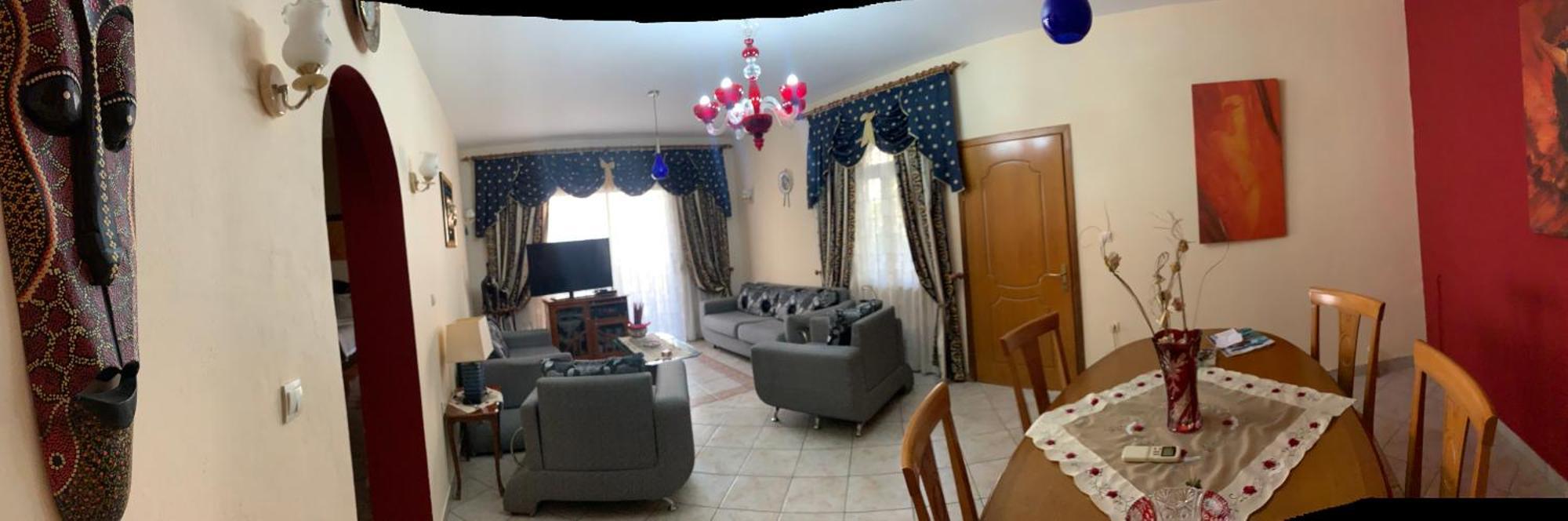 Christina'S House With 2 Bedrooms And Free Parking จีโรคาสเตอร์ ภายนอก รูปภาพ